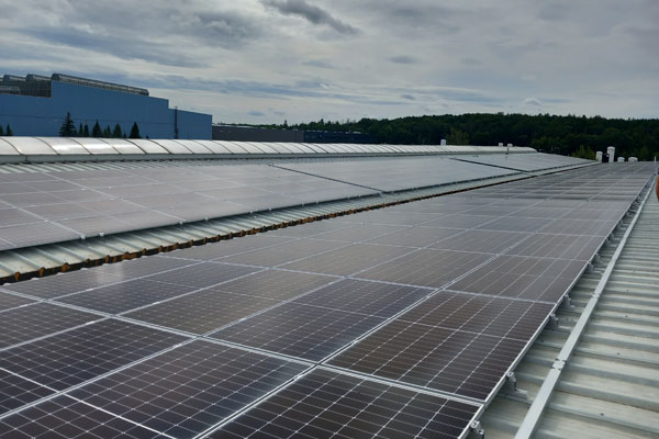 Priemyselná strešná FVE pre Reality Rozcestí a.s., Kladno