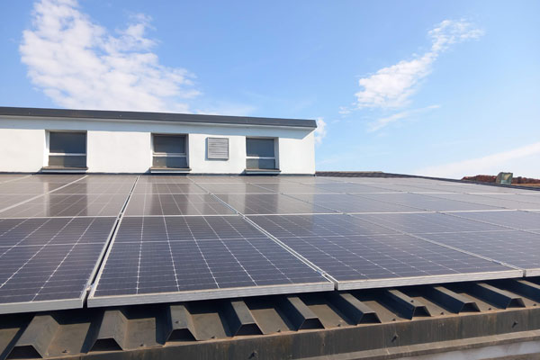 Priemyselná strešná FVE pre Ripkov Trade s.r.o., Kamenný most