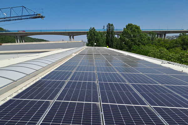 Priemyselná strešná FVE pre Kondor s.r.o. (1), Radotín