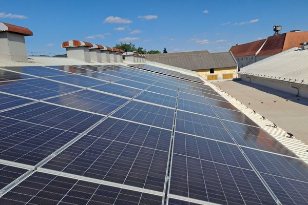 Priemyselná strešná FVE pre Kosova Hora, Nedrahovice